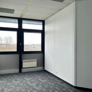 Bureau privé 450 m² 30 postes Coworking Rue Marconi Metz 57070 - photo 1